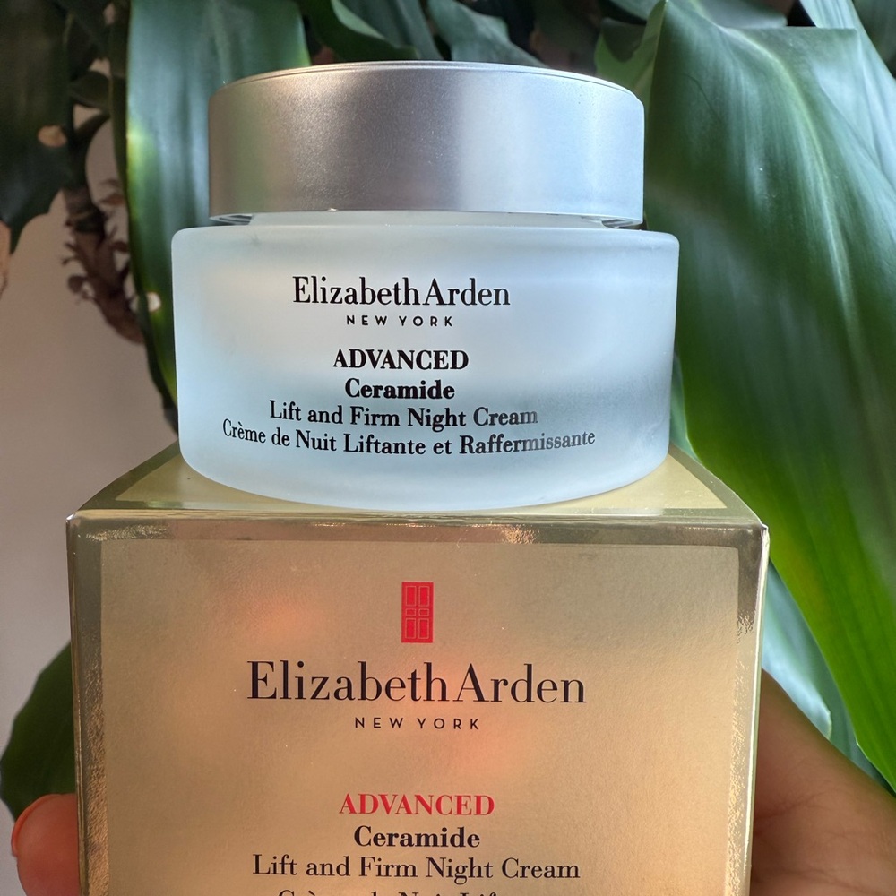 Elizabeth Arden White Moisturizer Advanced Ceramide